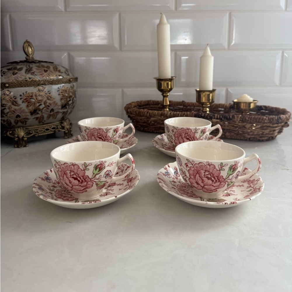 Porcelain Tea Cup & Saucer Set in Pink Floral - 4pc